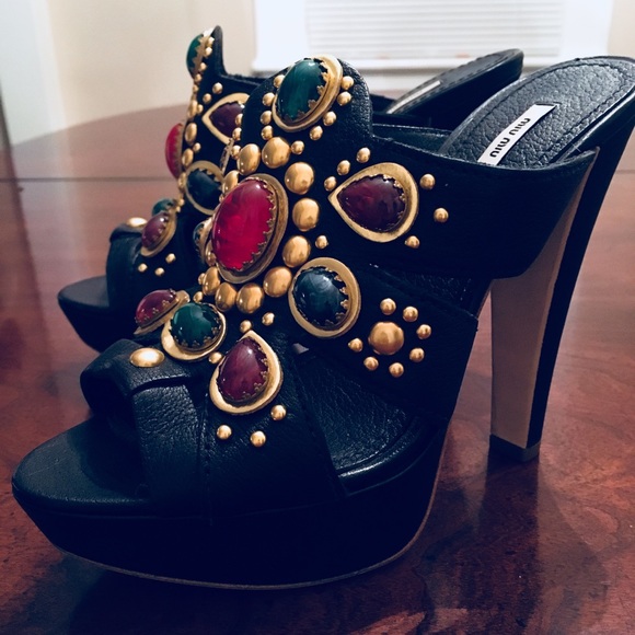 Vintage Style Miu Miu Heals :) - Picture 5 of 8